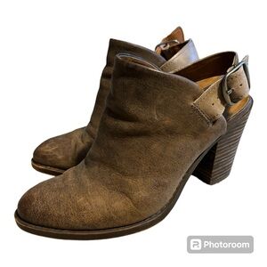 Lucky Brand booties size 7 1/2